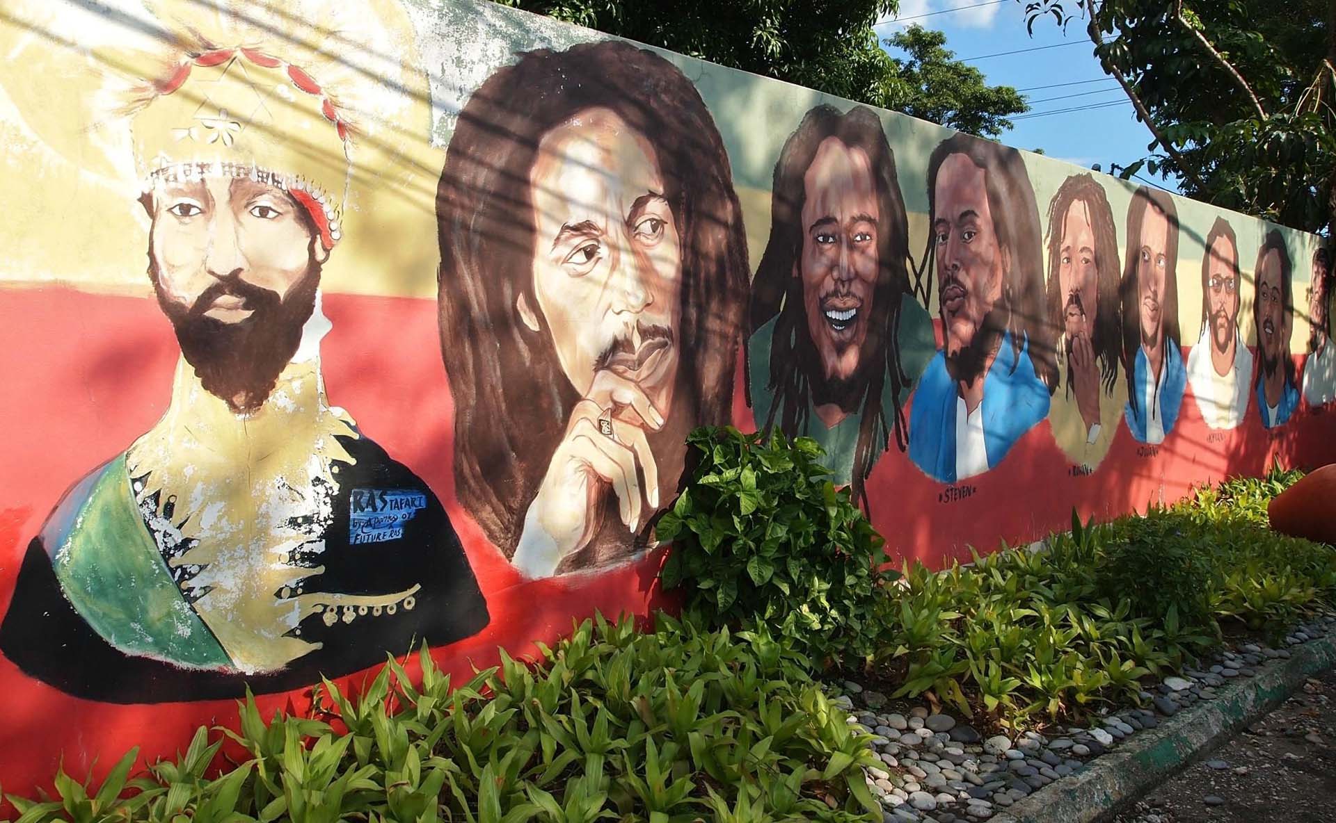Bob-Marley-Reggae-Land-Bamboo-Beach-Club
